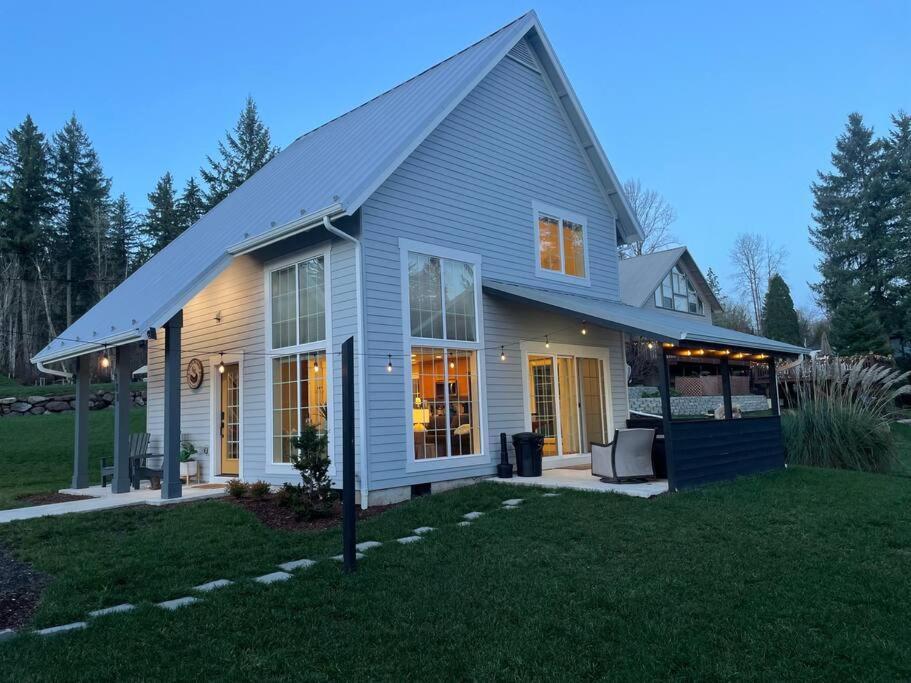 Romantic Cozy Cabin Walk To Lake Hot Tub Bikes Kayaks Grill Onalaska Exteriör bild